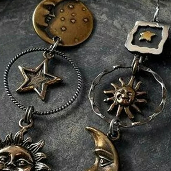 ๐ด SEE NEW LISTING - Picture 3 of 5